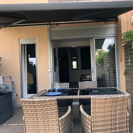 Dans La Pinede Ferienhaus