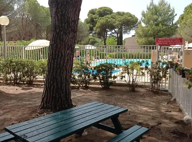 Dans La Pinede Prázdninový dům Agde